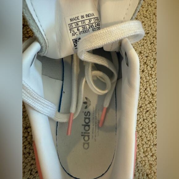 Adidas Stan Smith White Sneakers with Pink Details Size Wom US 7.5 Stan Embossed - Picture 6 of 7
